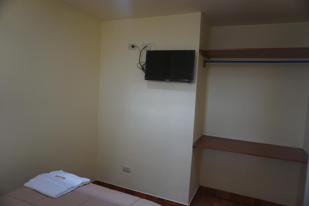 Residencial Mamamia Otel Tacna Dış mekan fotoğraf